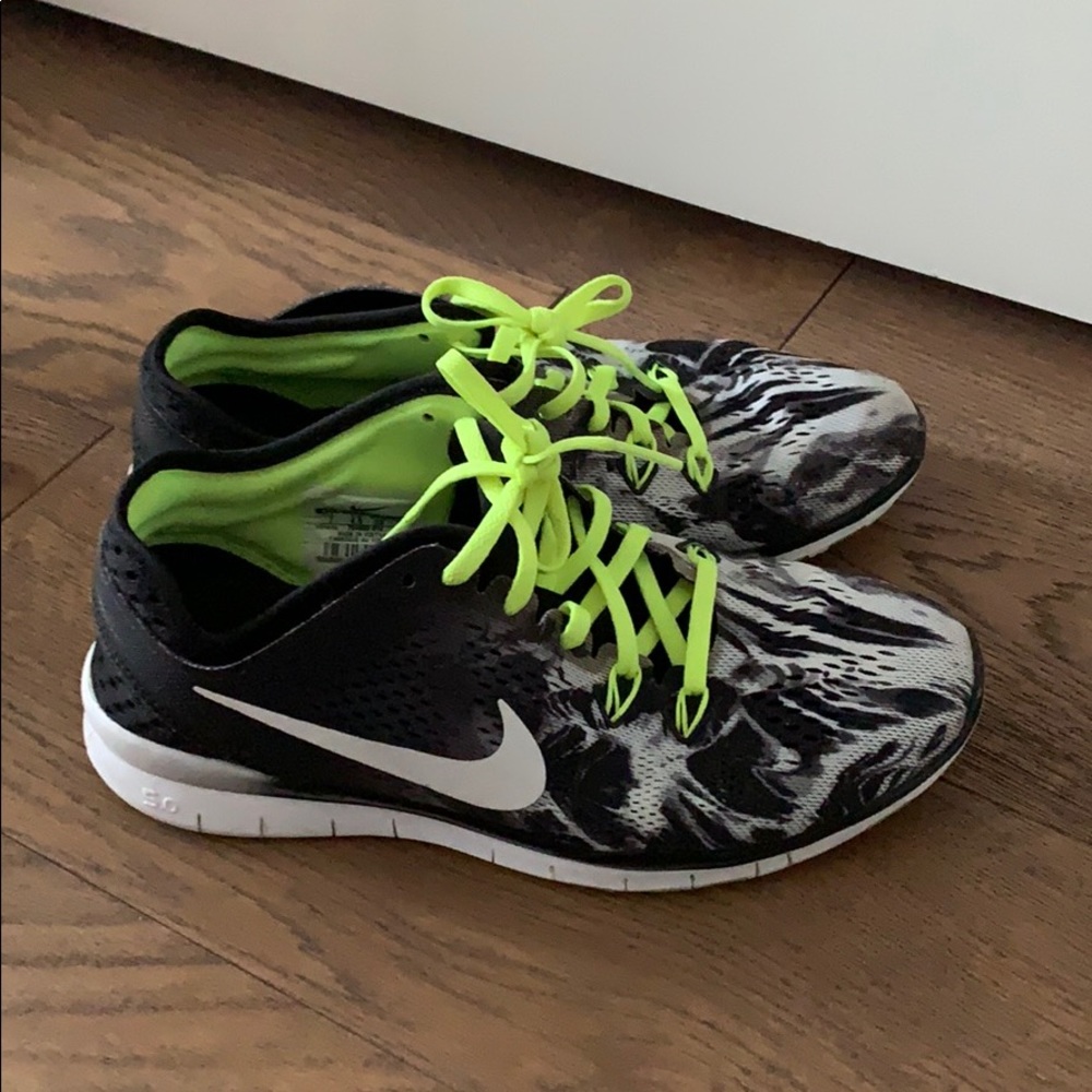 NIKE GREAT CONDITION